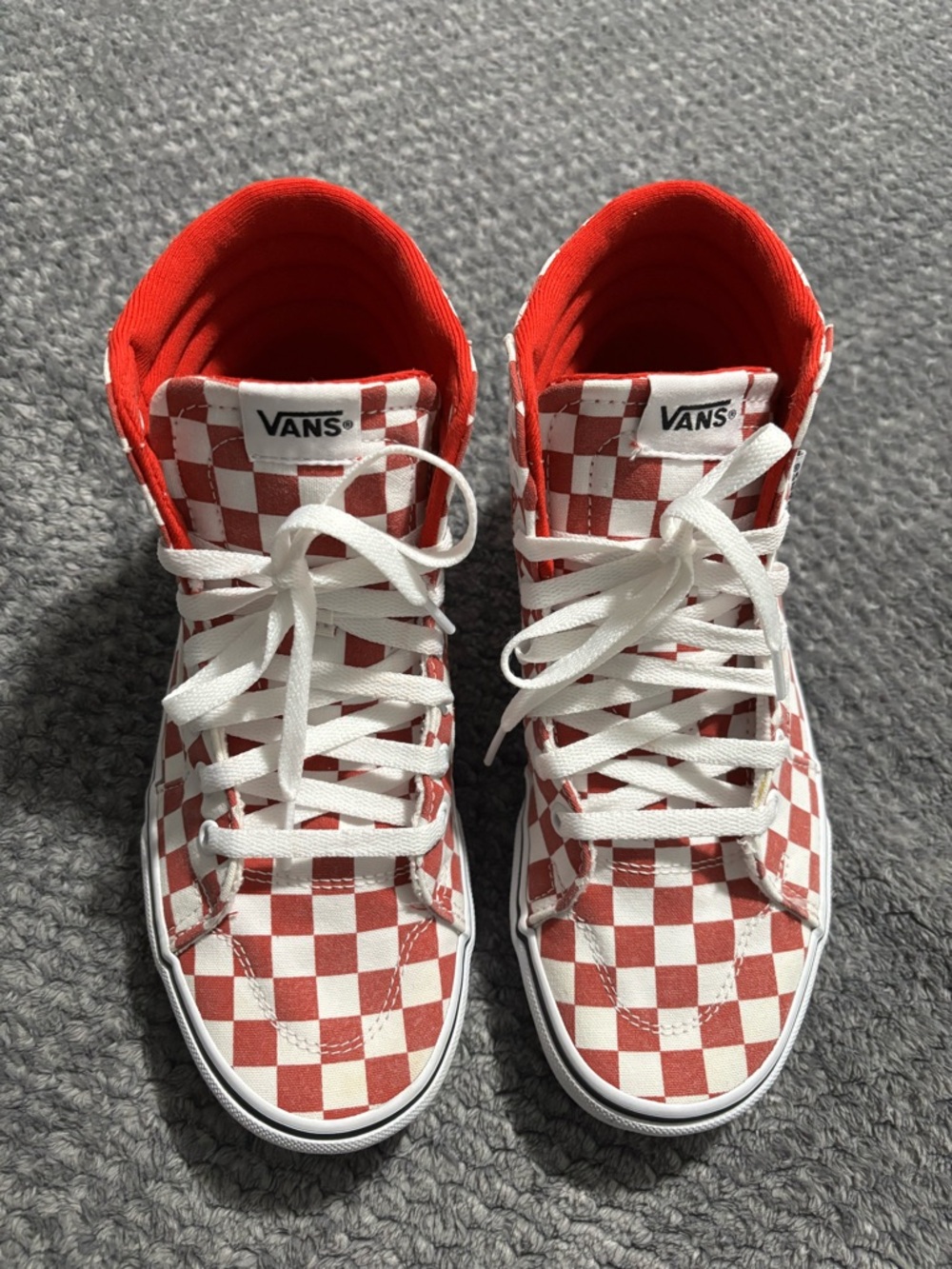 Vans Women’s Filmore Hi High-Top Checkerboard Sneakers in Red and White Size 8.5